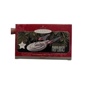 Star Trek First Contact U.S.S. Enterprise Hallmark Keepsake